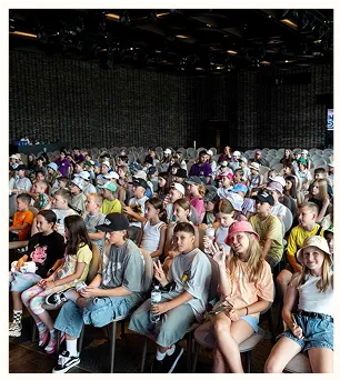 Івент-хол для концертів та кінопоказів